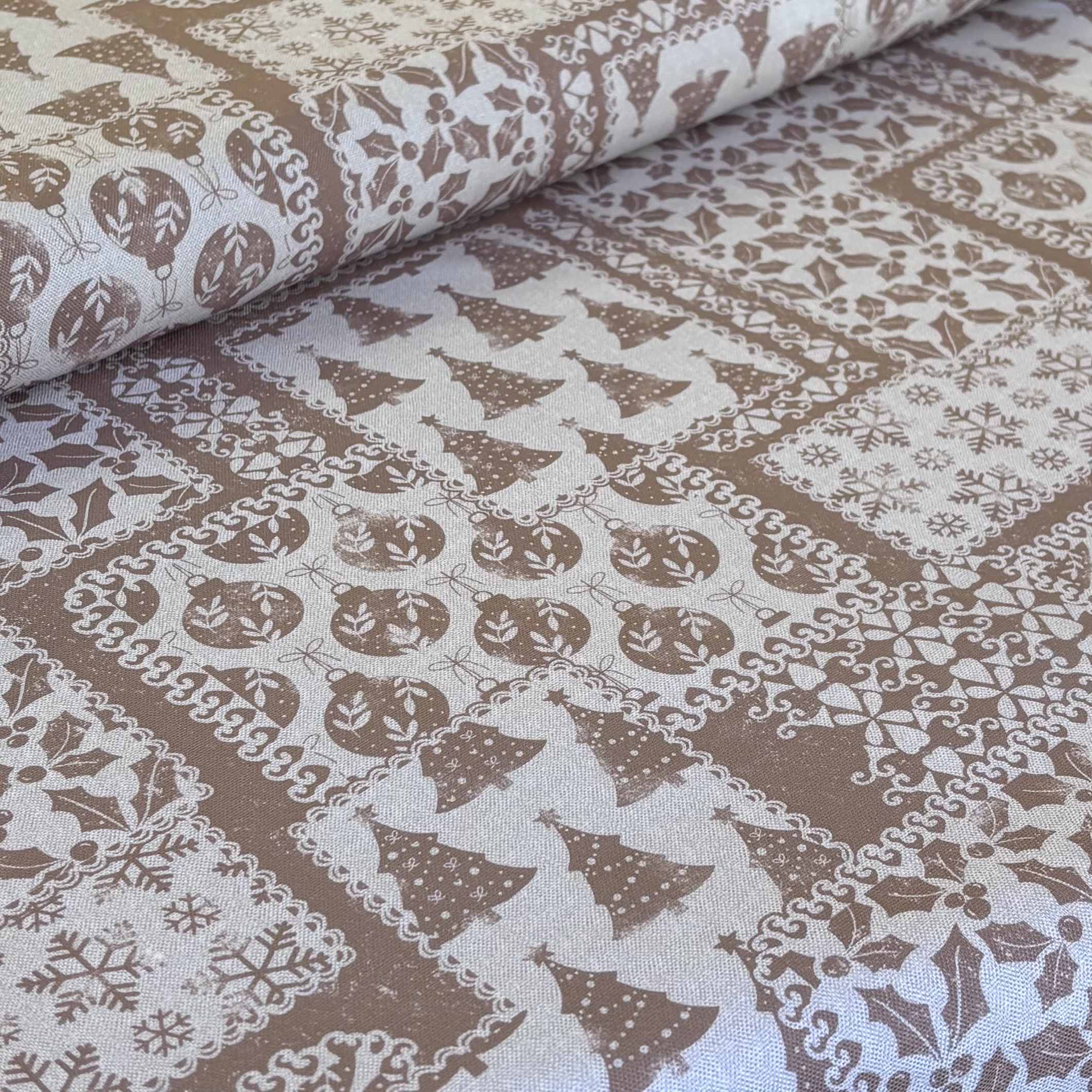 Canvas Weihnachtsstoff natural mit goldenem Muster Baumwollstoff 