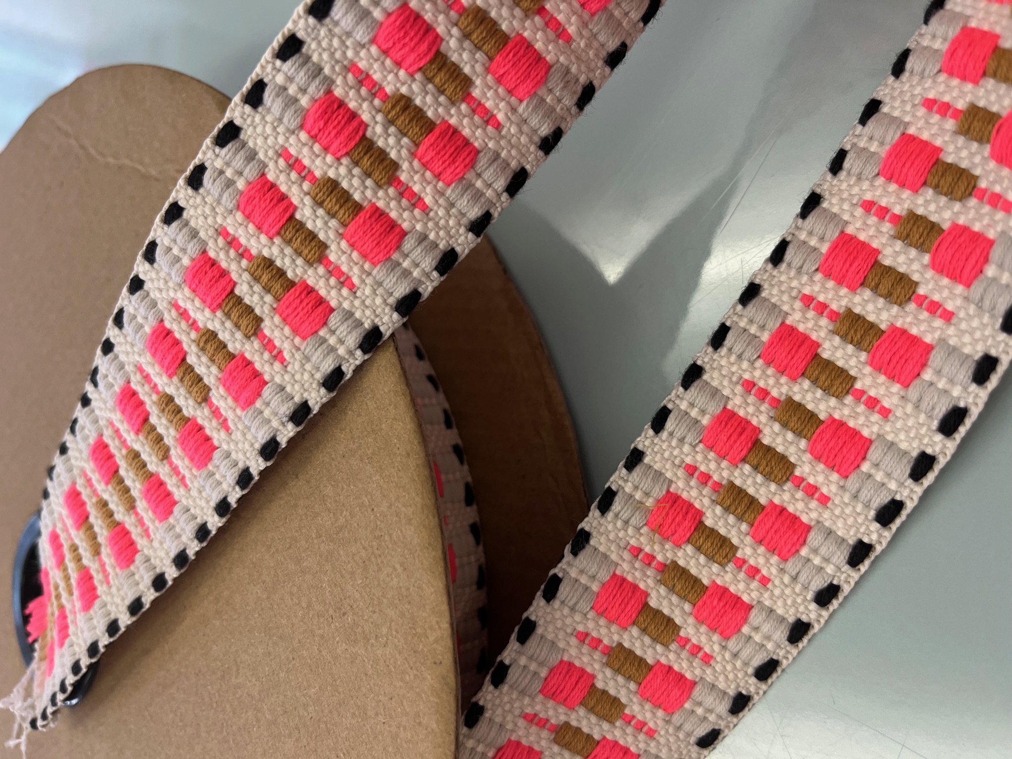 Gurtband ecru neonpink 4 cm