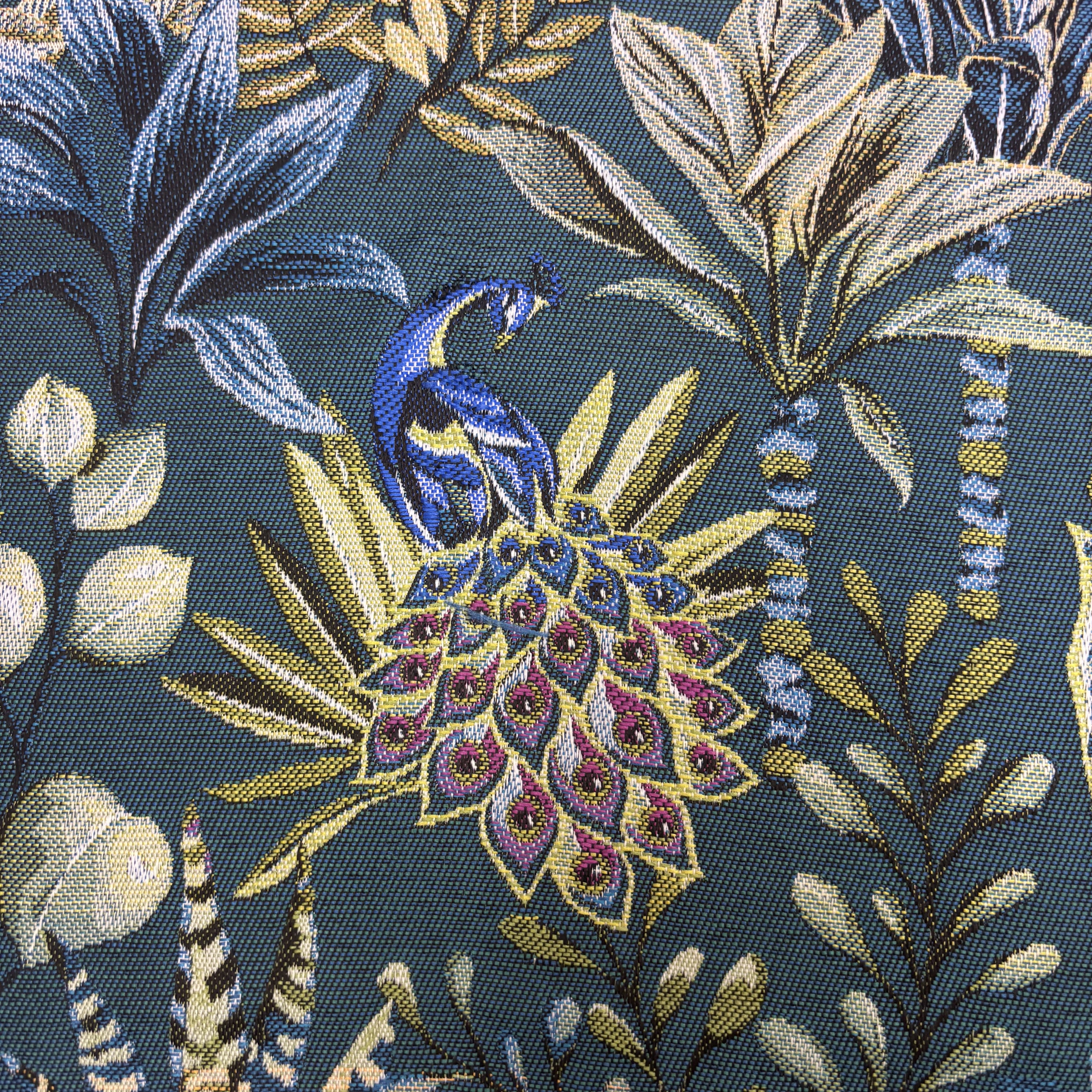 Jacquard Dekostoff blau grün gemustert mit Pfau