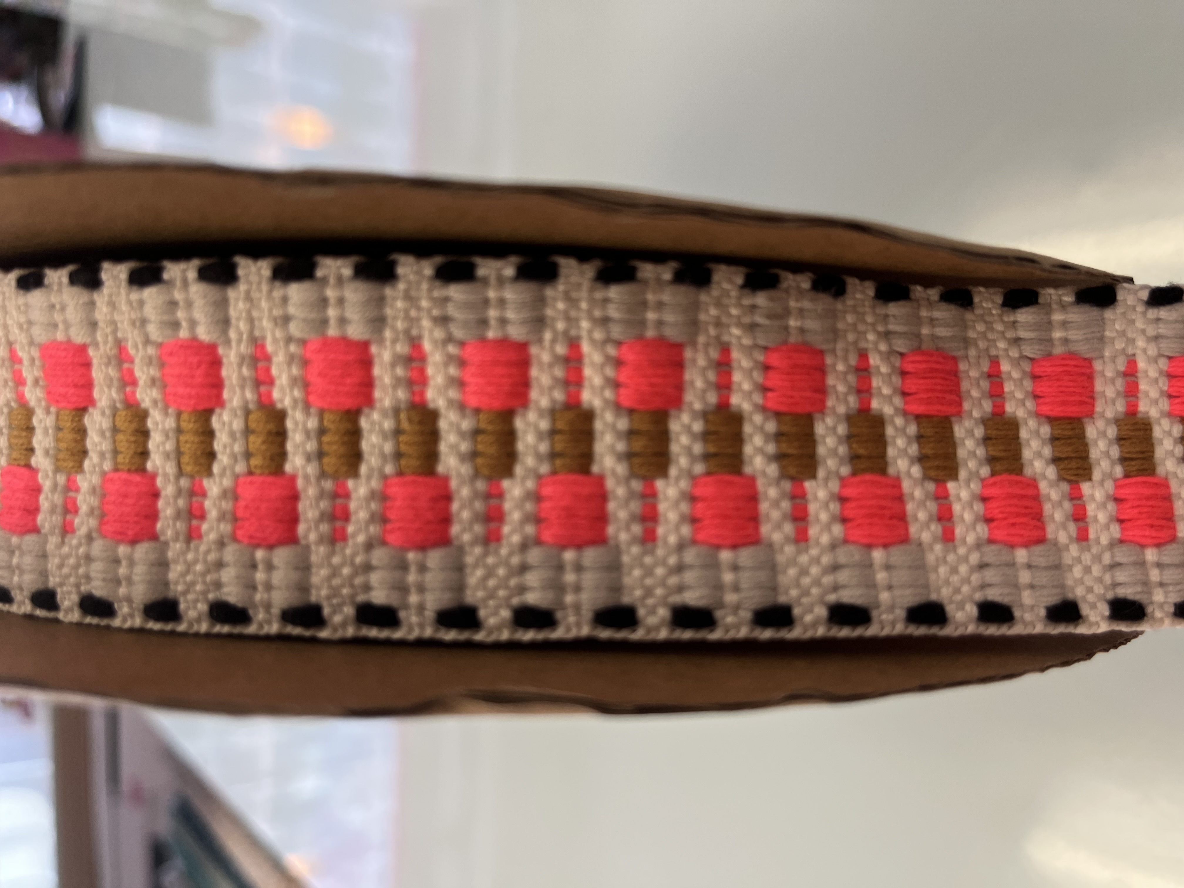 Gurtband ecru neonpink 4 cm