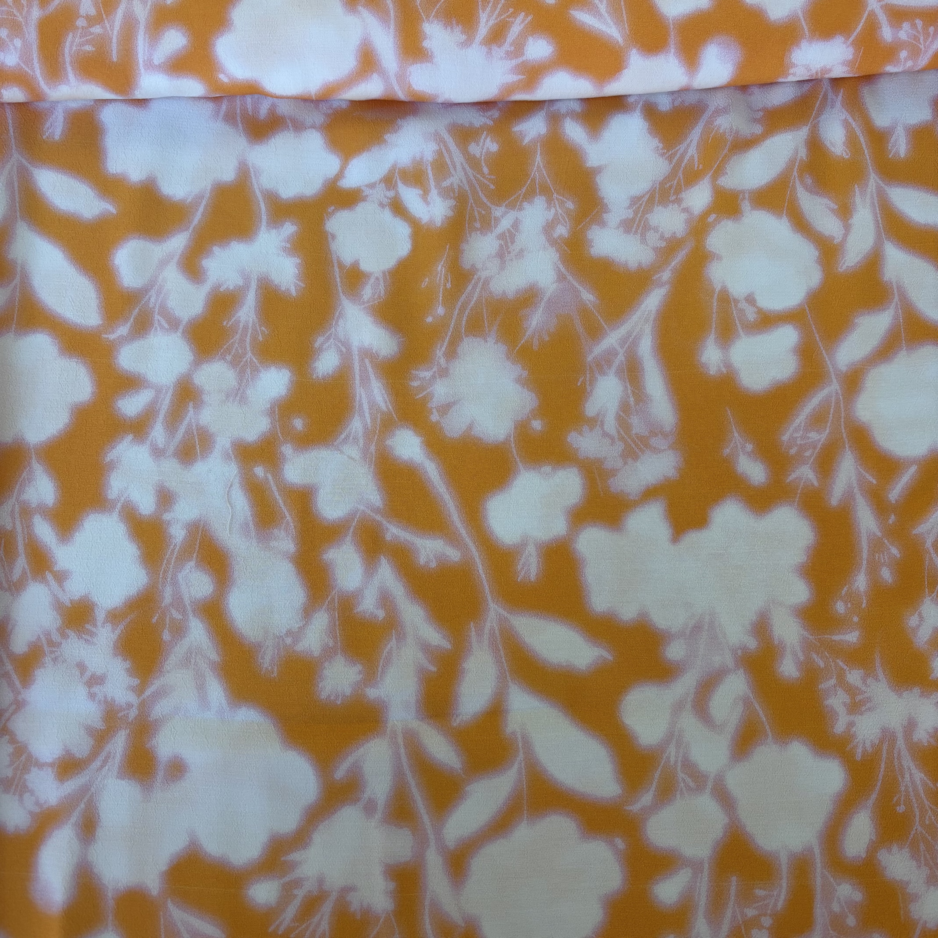 Viskose orange weiß  floral