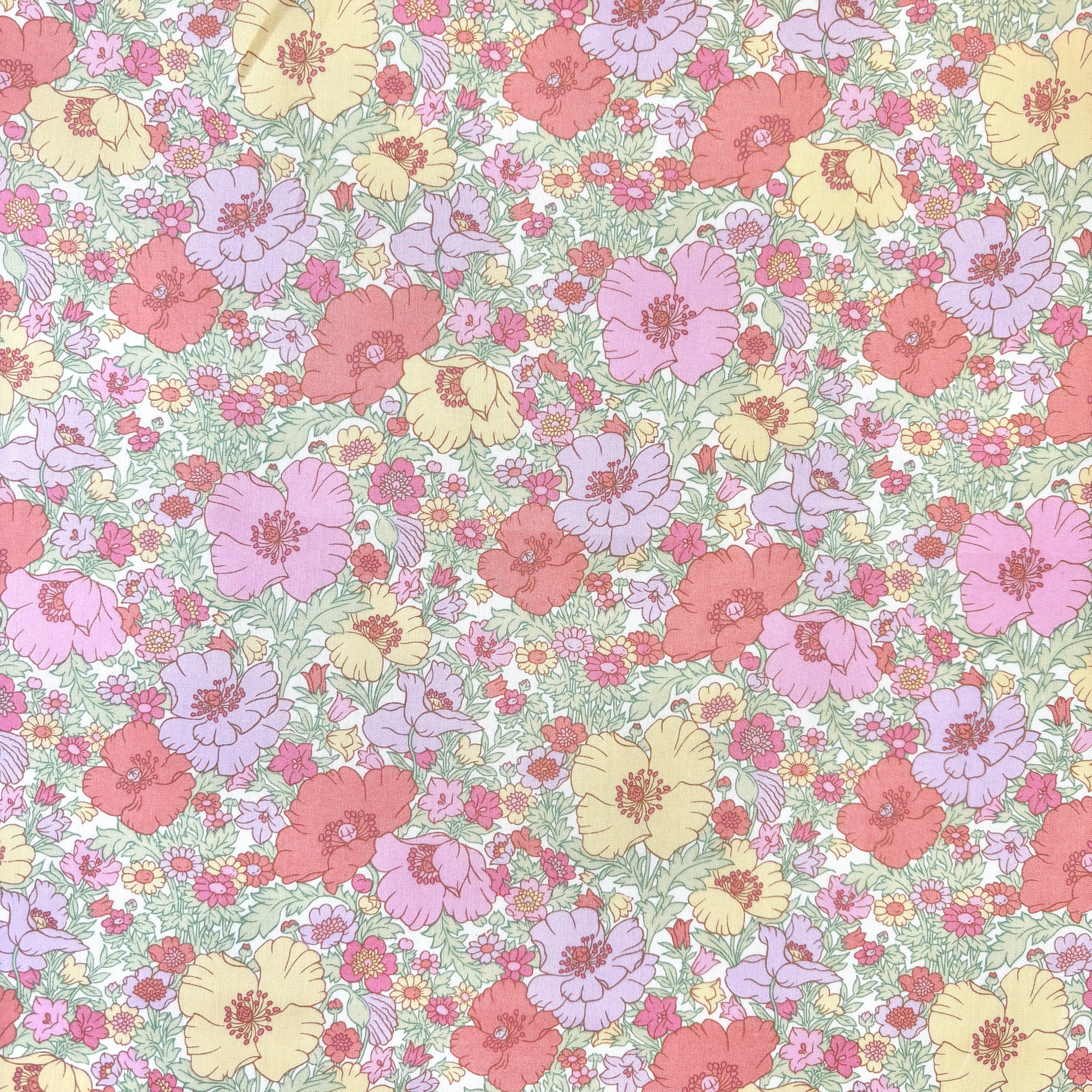 Liberty Fabric Meadow Song coral Blumen