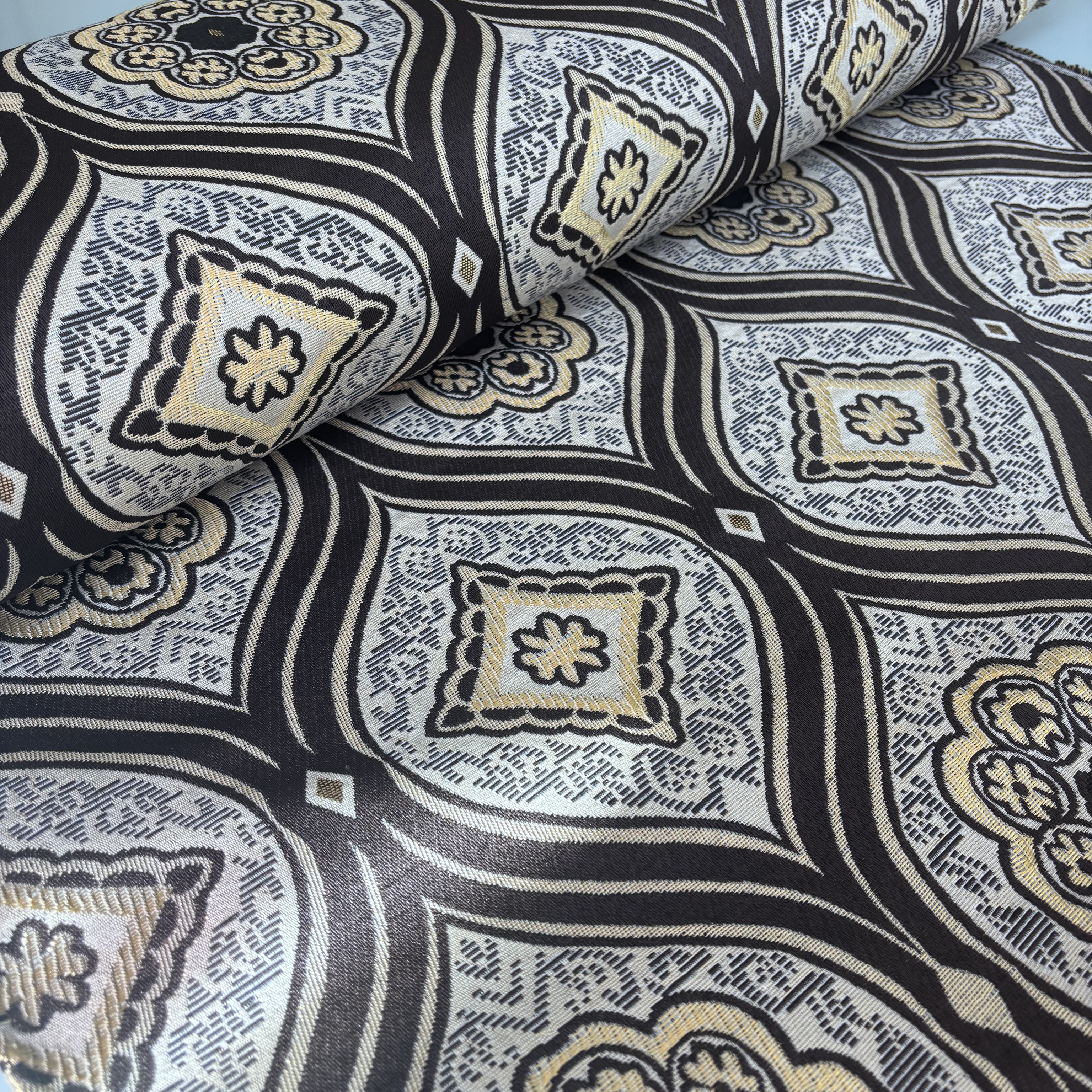 Gobelin Dekostoff schwarzbraun gold gemustert