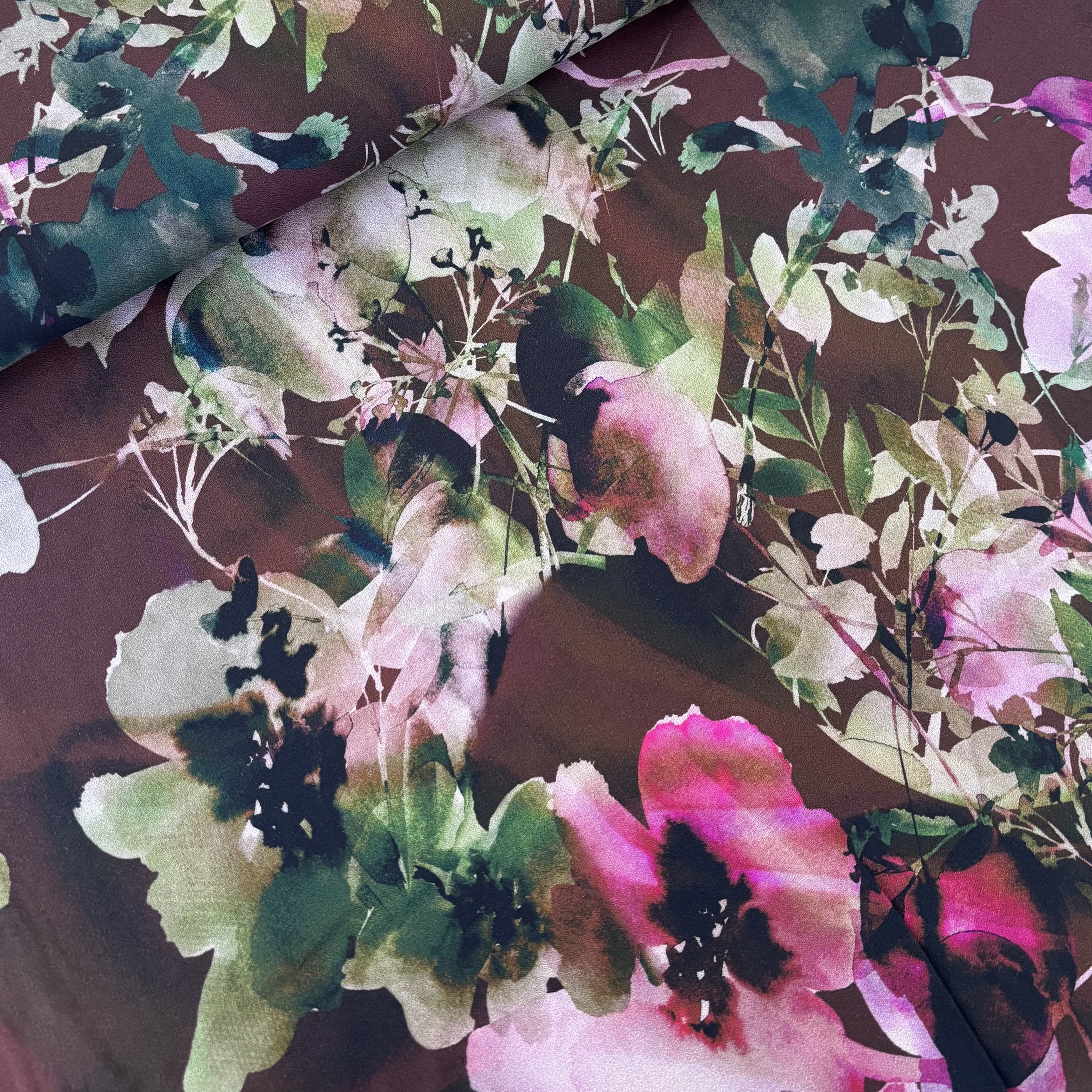 Viskose rot braun floral