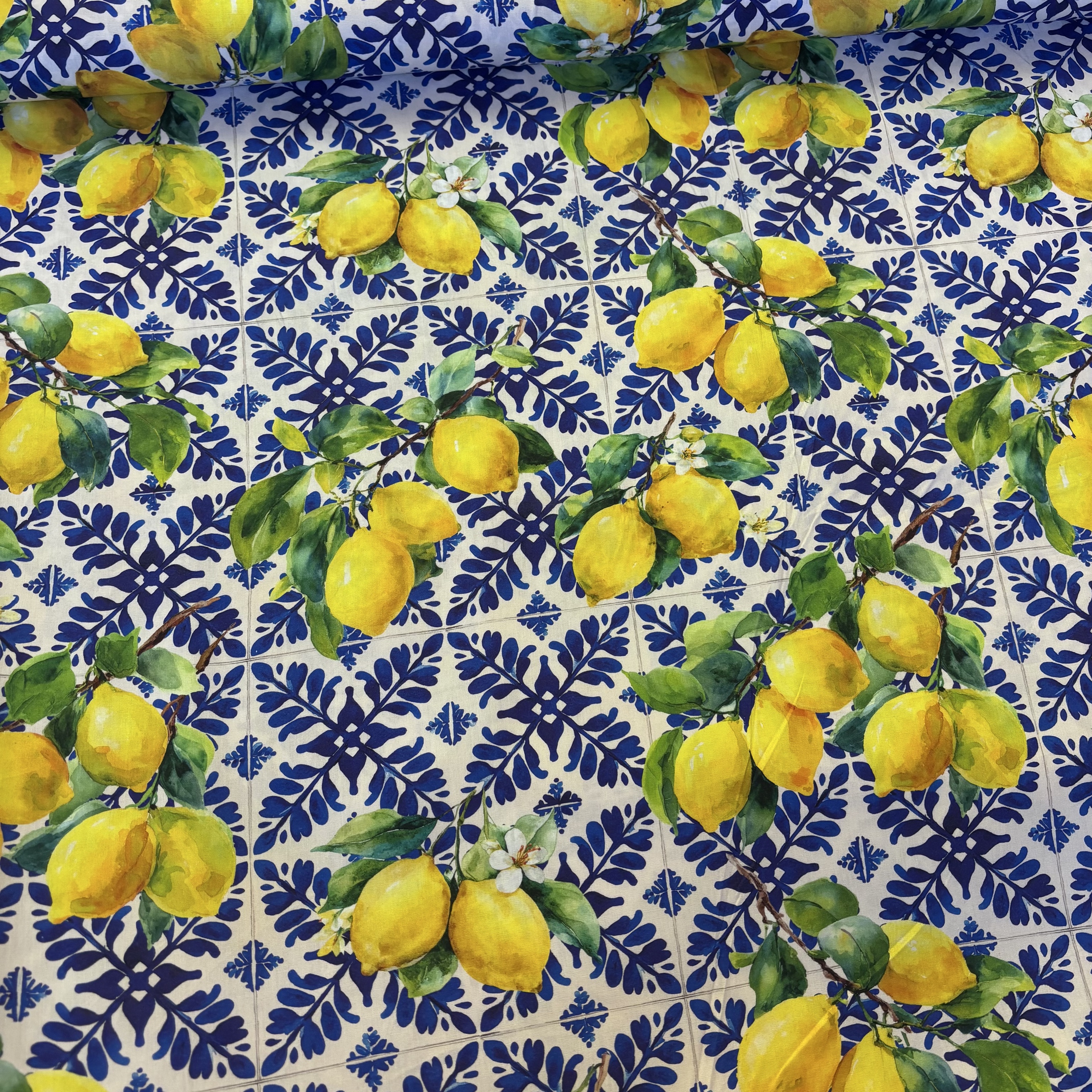 Viskose Baumwolle mit Zitronen