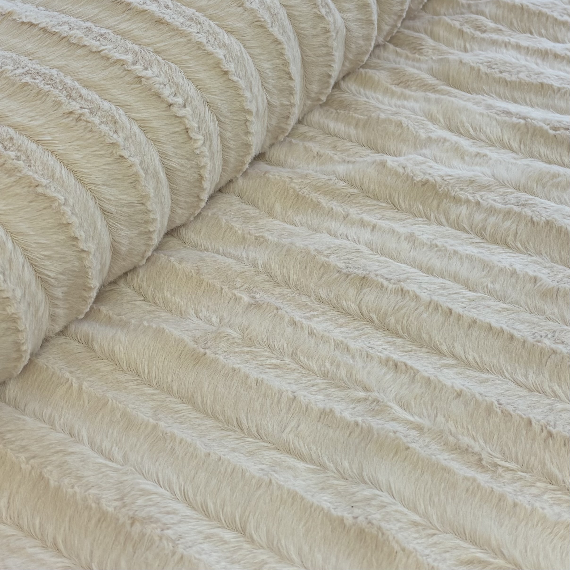 Kunstfell naturfarben beige